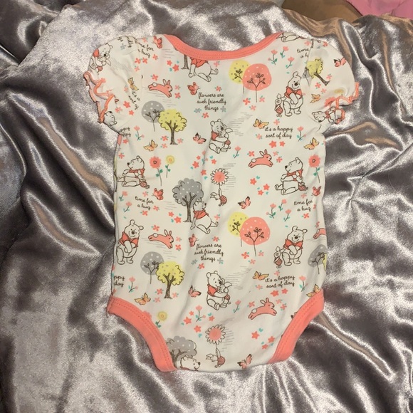 Disney Winnie the Pooh 6-9 month girl onsie - Picture 3 of 5